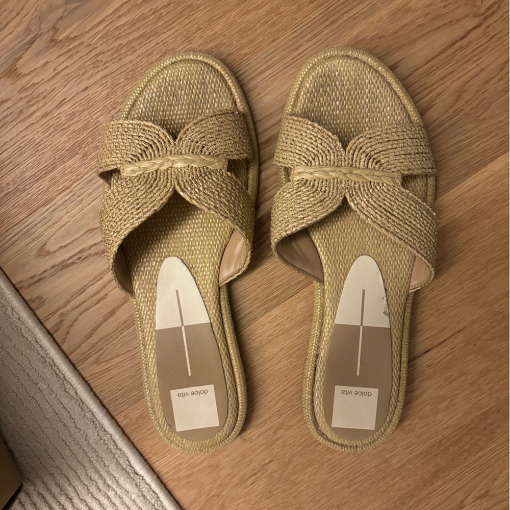 Dolce Vita Women's Woven Sandals